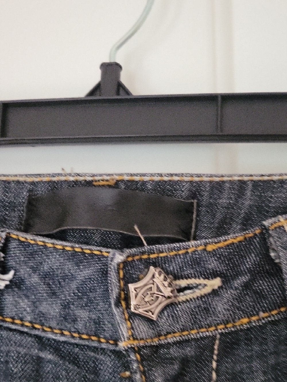 Vintage Women's Dark Boot-Cut Jeans in Washed Blue - Picture 2 of 4
